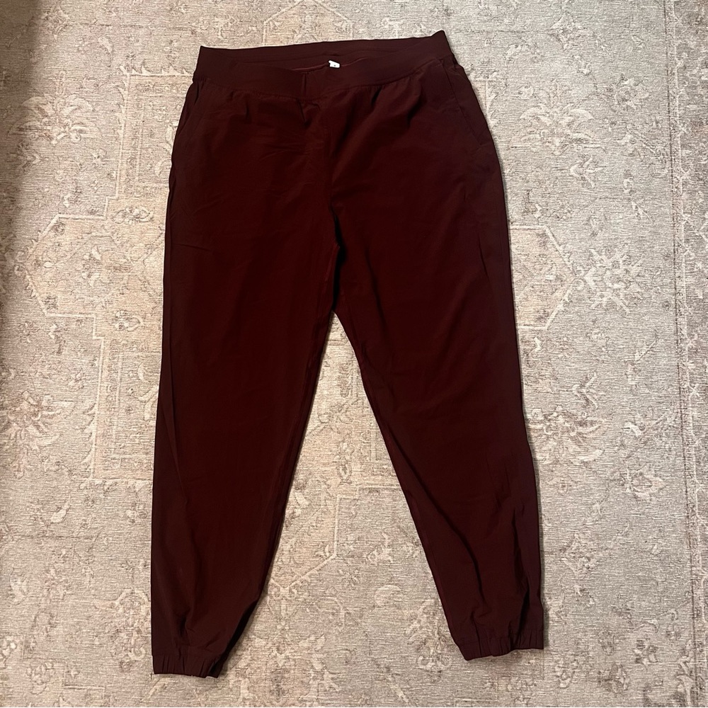 Lululemon High-Rise Jogger Full Length